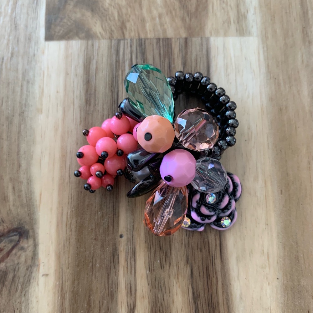 Betsey Johnson rose flower with berry cluster stretchy ring vintage NWOT